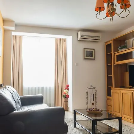 Maxxy Apartments Bucharest Exterior photo