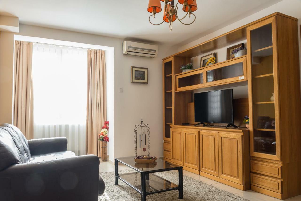 Maxxy Apartment Bucharest